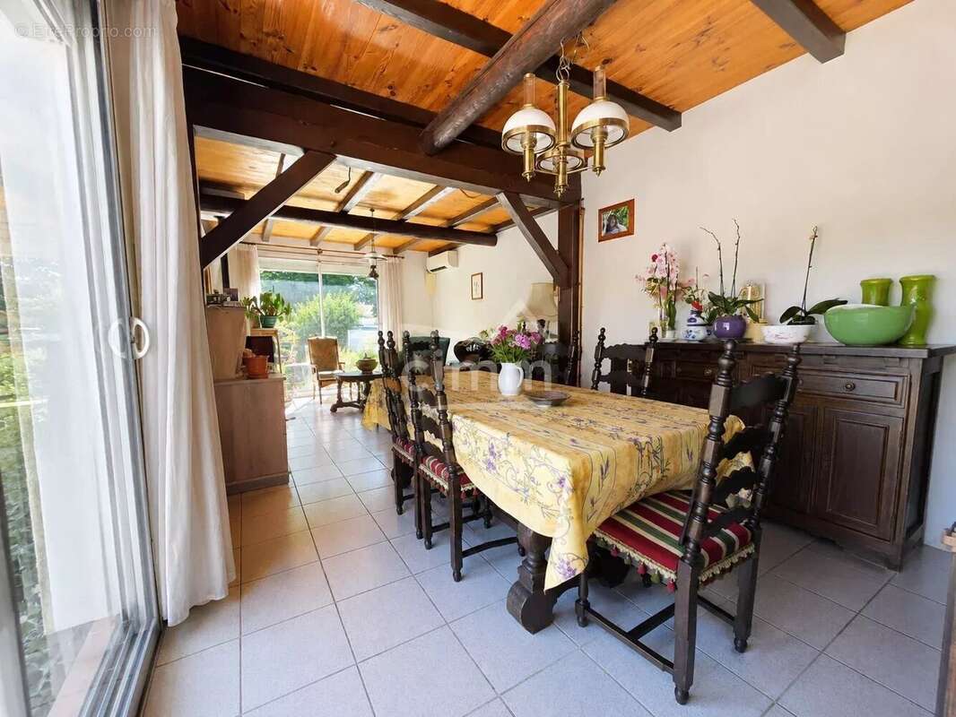 Château-Arnoux-Saint-Auban — Belle maison de 105 m² alliant confort et tranquillité - photo 2