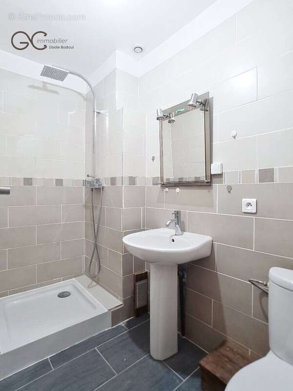 Maison à SAINT-CHINIAN