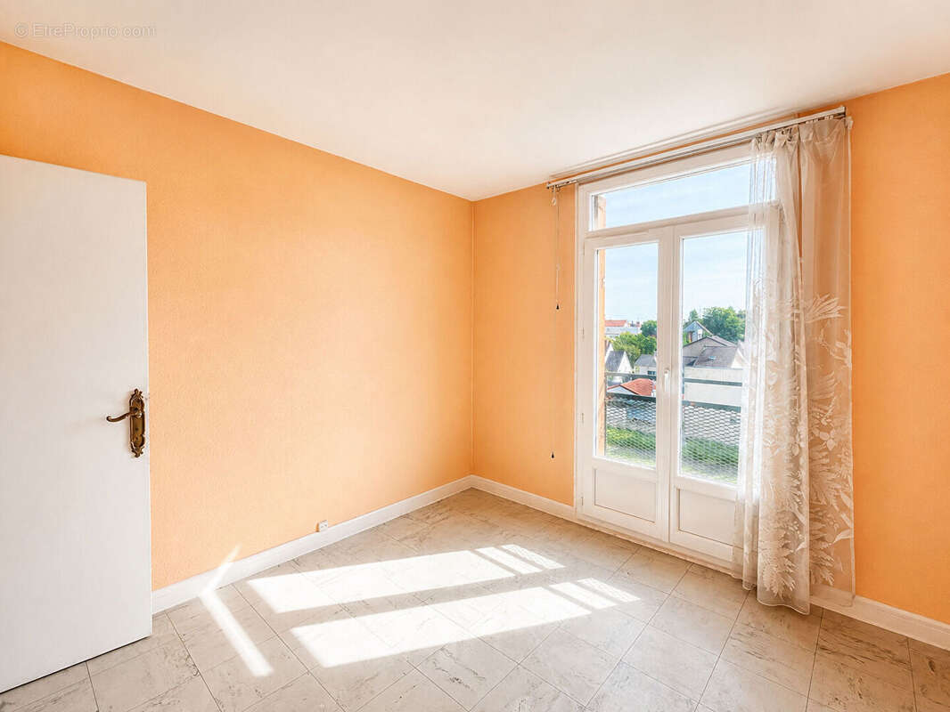 Appartement à ROSNY-SOUS-BOIS