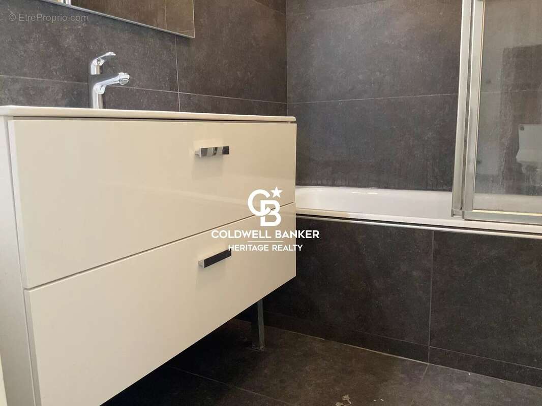 Appartement à FONTAINES-SUR-SAONE