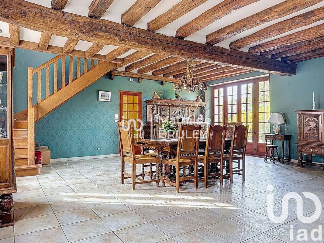 Photo 3 - Maison à SAINT-ARNOULT-EN-YVELINES