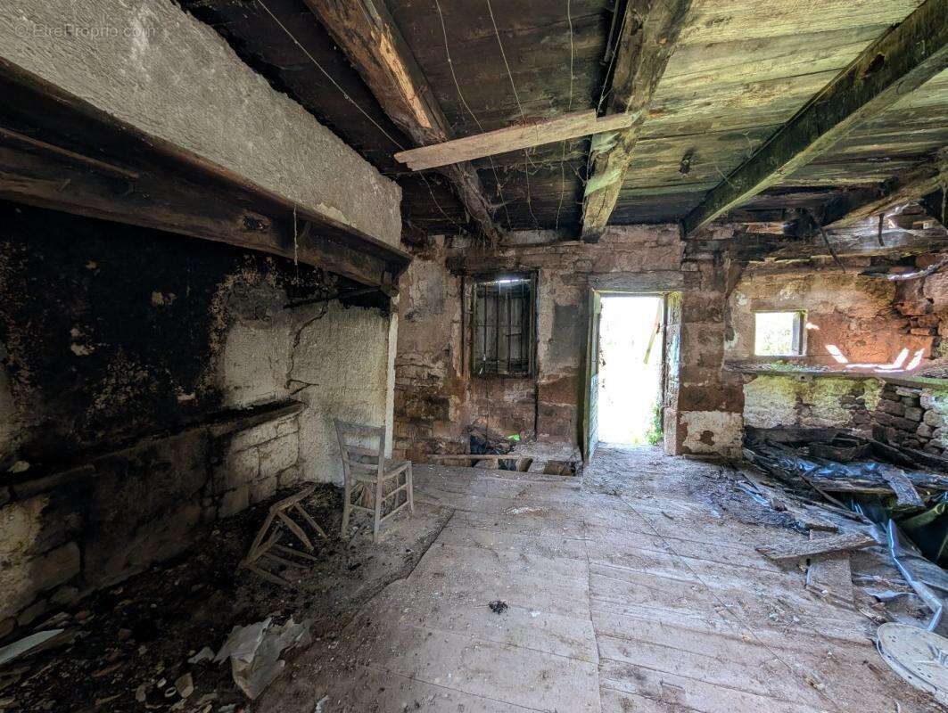 Maison à NAUVIALE