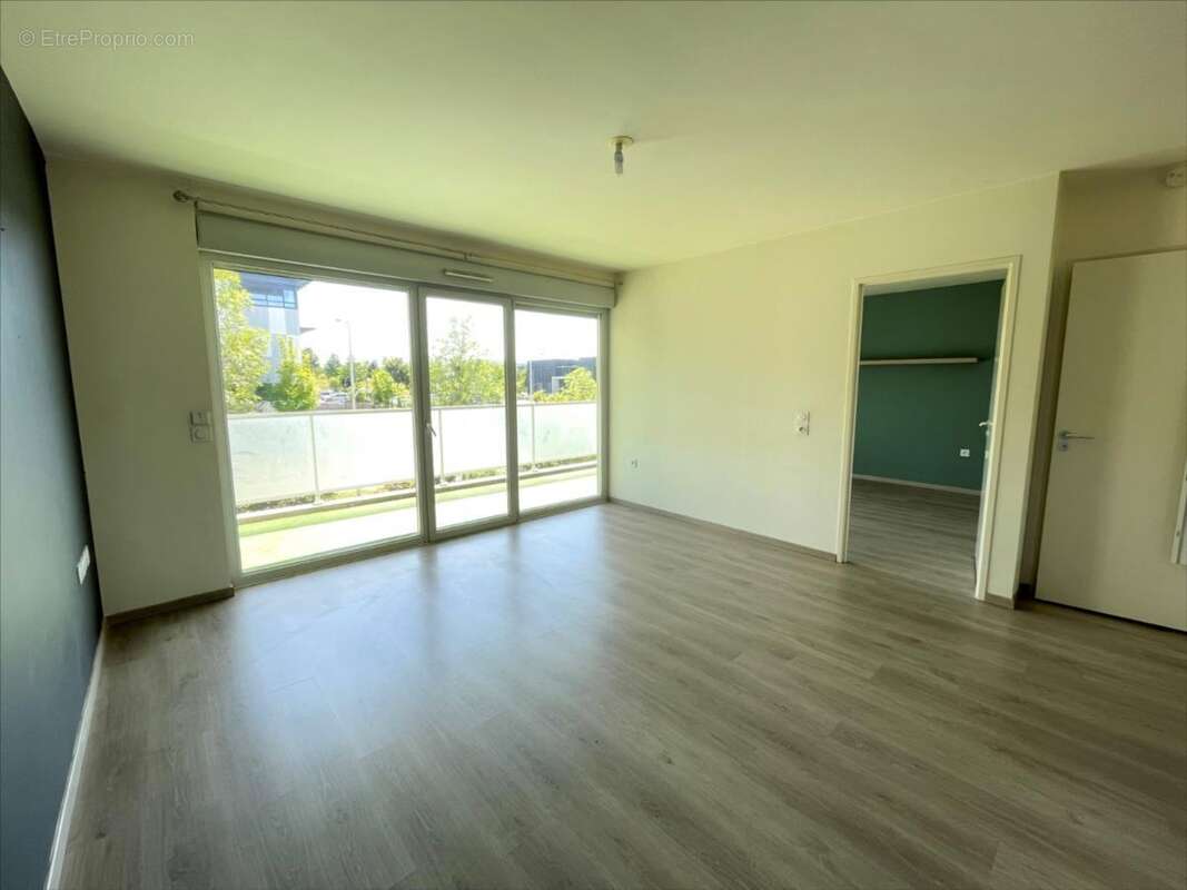Appartement à BEZANNES