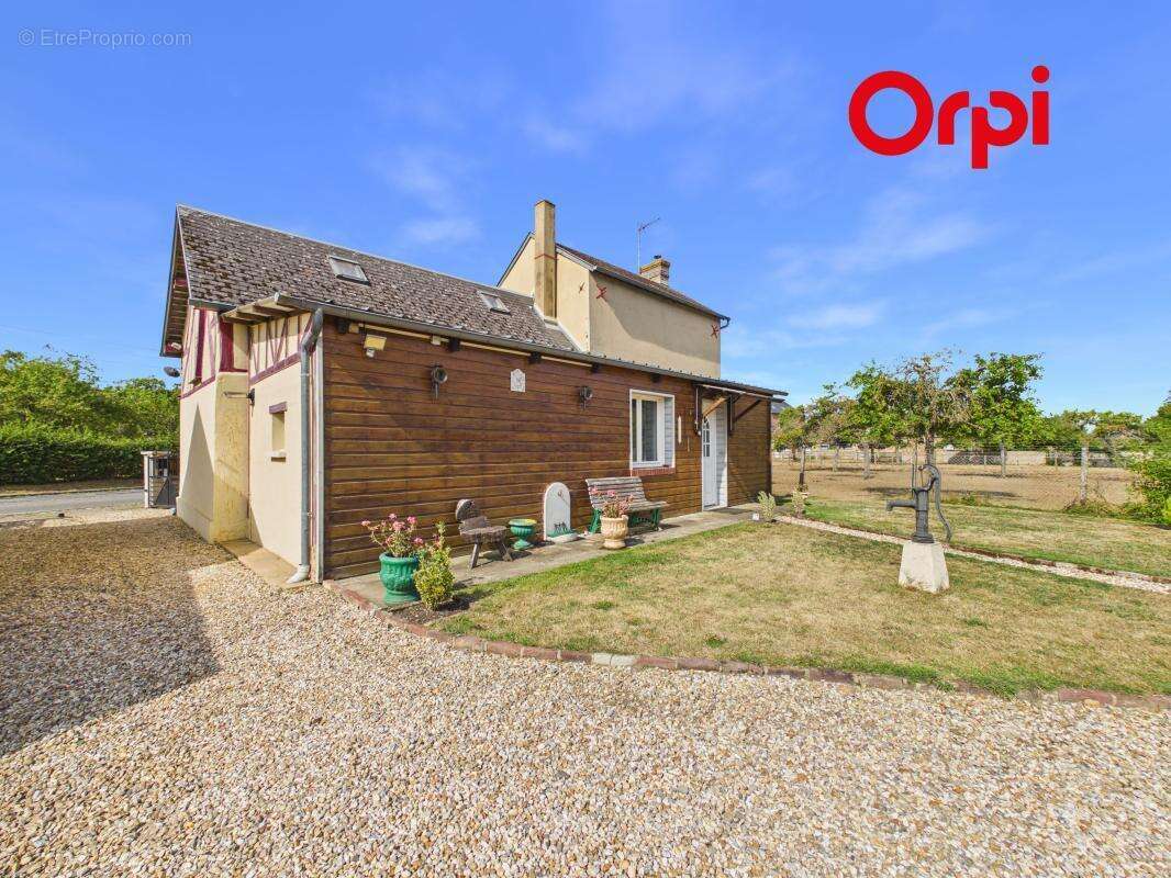Maison à vendre, proche des commerces - photo 15