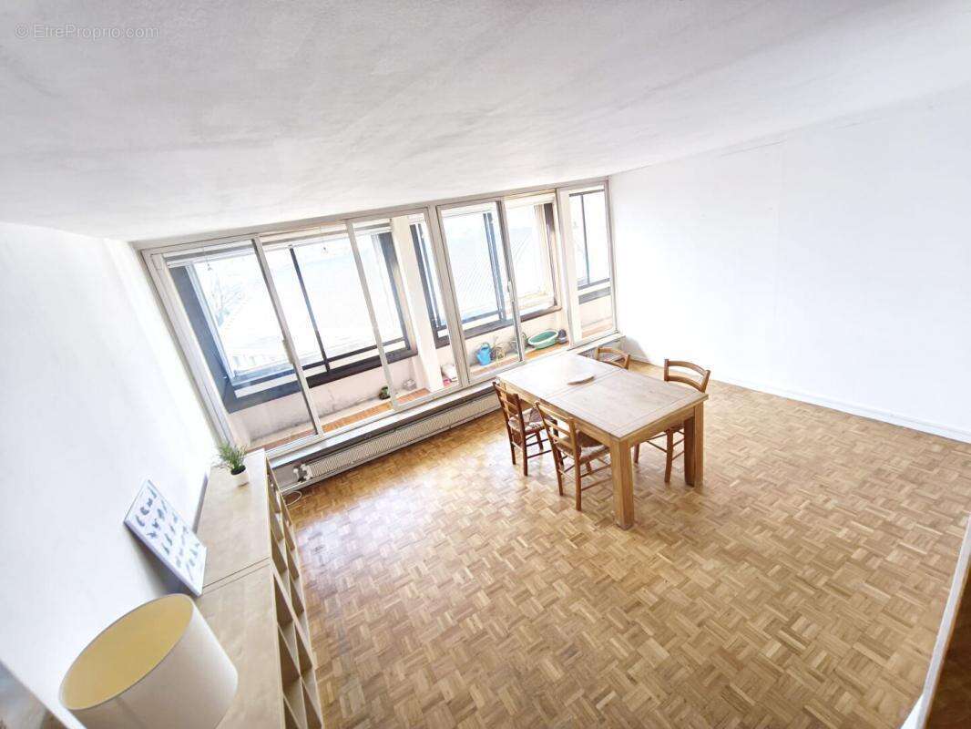Appartement à LYON-9E