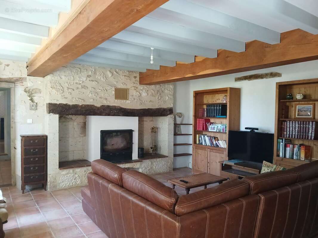 Maison 211 m² à Jegun  - photo 5