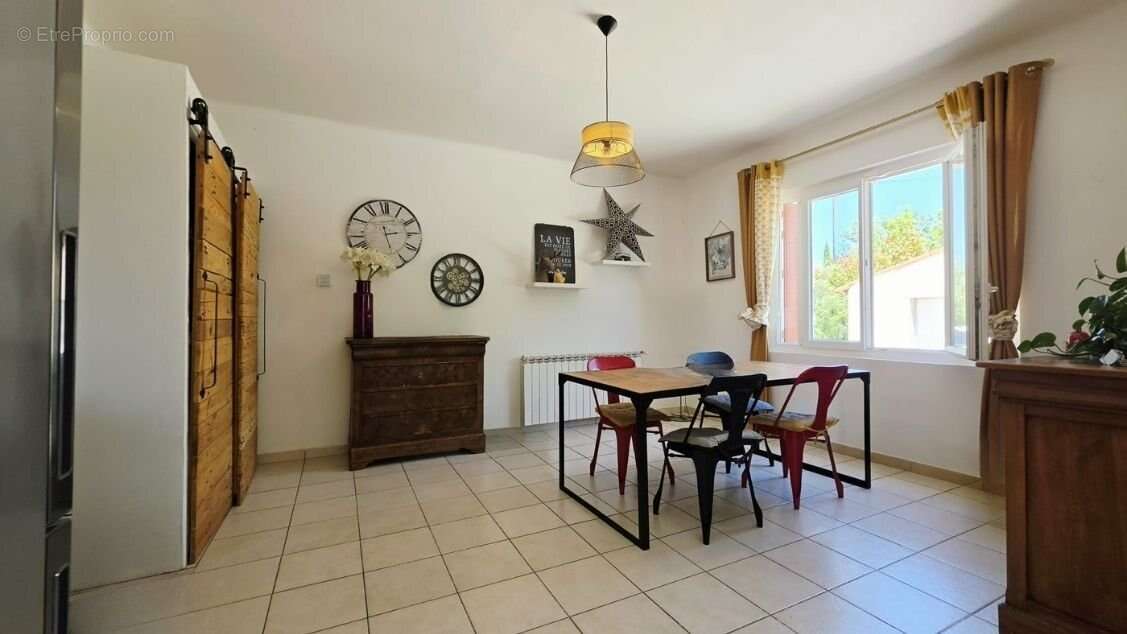 Maison 98 m² à Ales  - photo 10