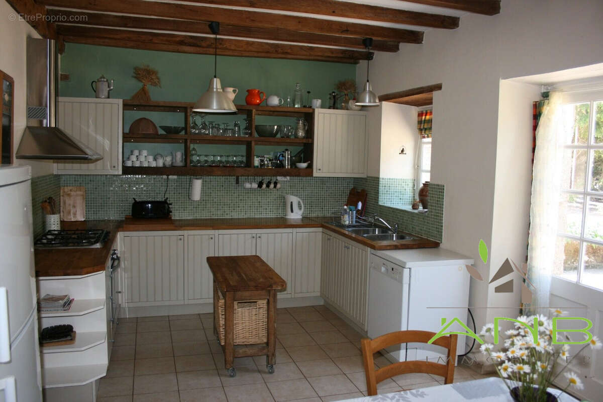 Maison à BUSSEROLLES