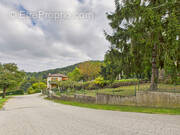 Maison à LE CRESTET
