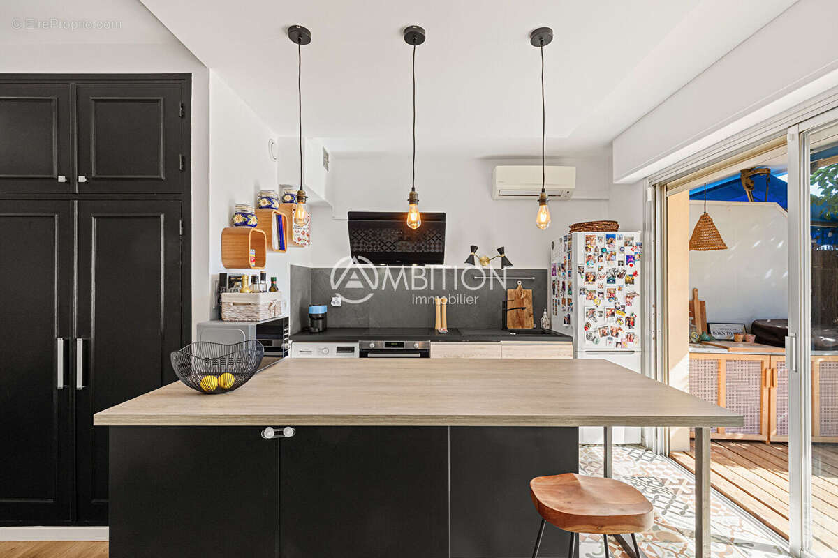 Appartement à LE CANNET