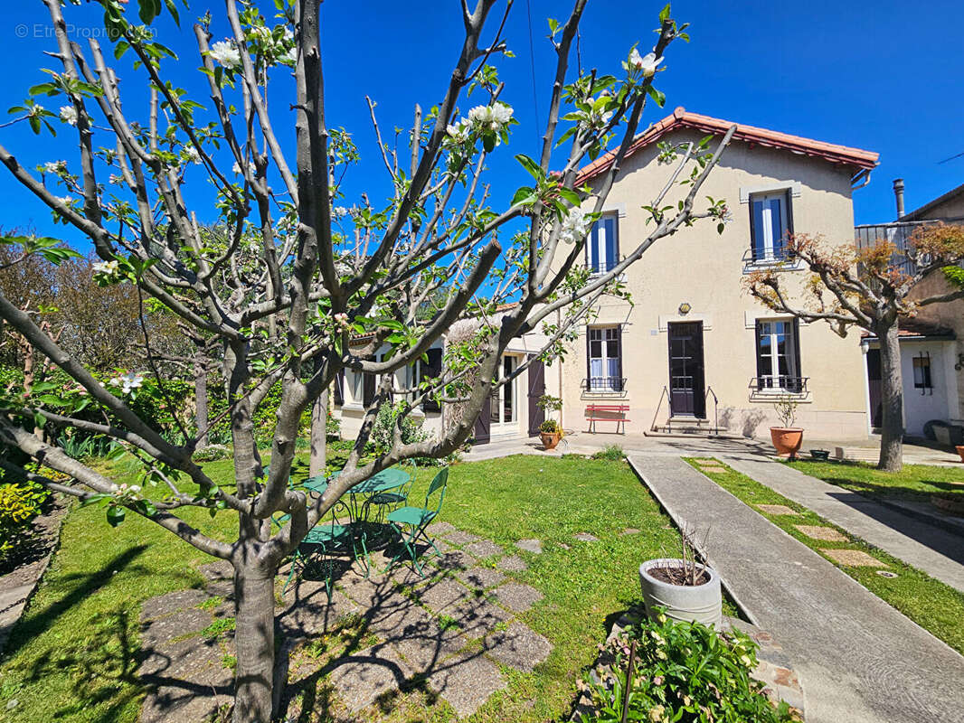 Maison à CARCASSONNE
