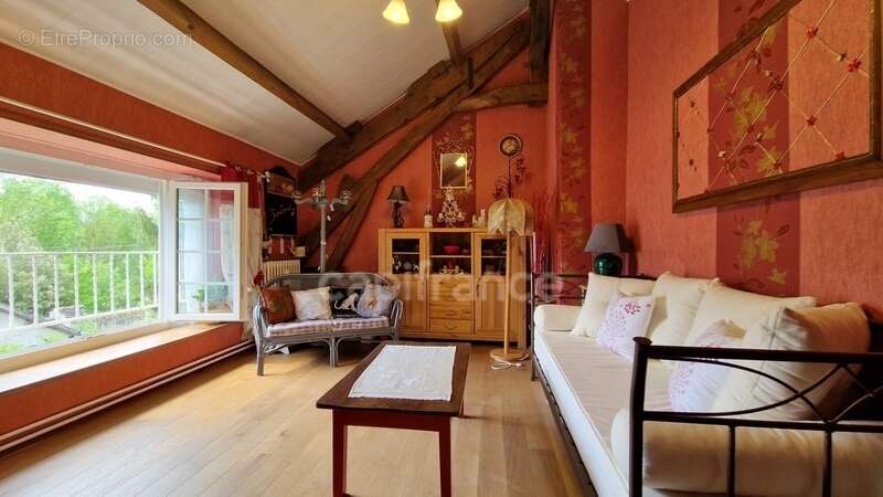 Dpt Essonne (91), à vendre proche de Méréville propriété 8 pièces avec maisonnette, jardin clos, cave et garage - photo 10