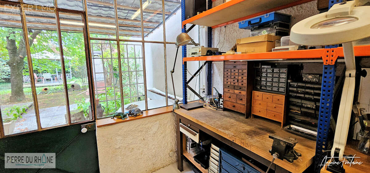 Maison à PIERRE-BENITE