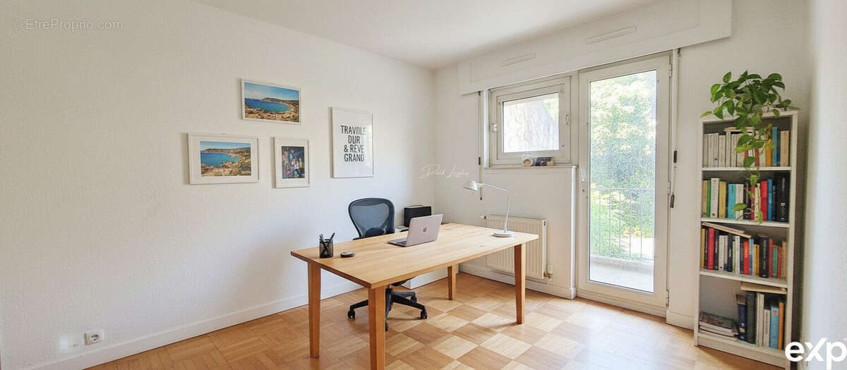 Appartement à MOUGINS
