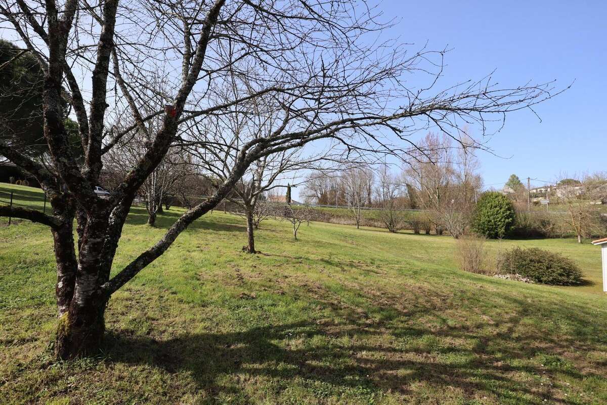 Photo 2 - Maison à ROUILLAC