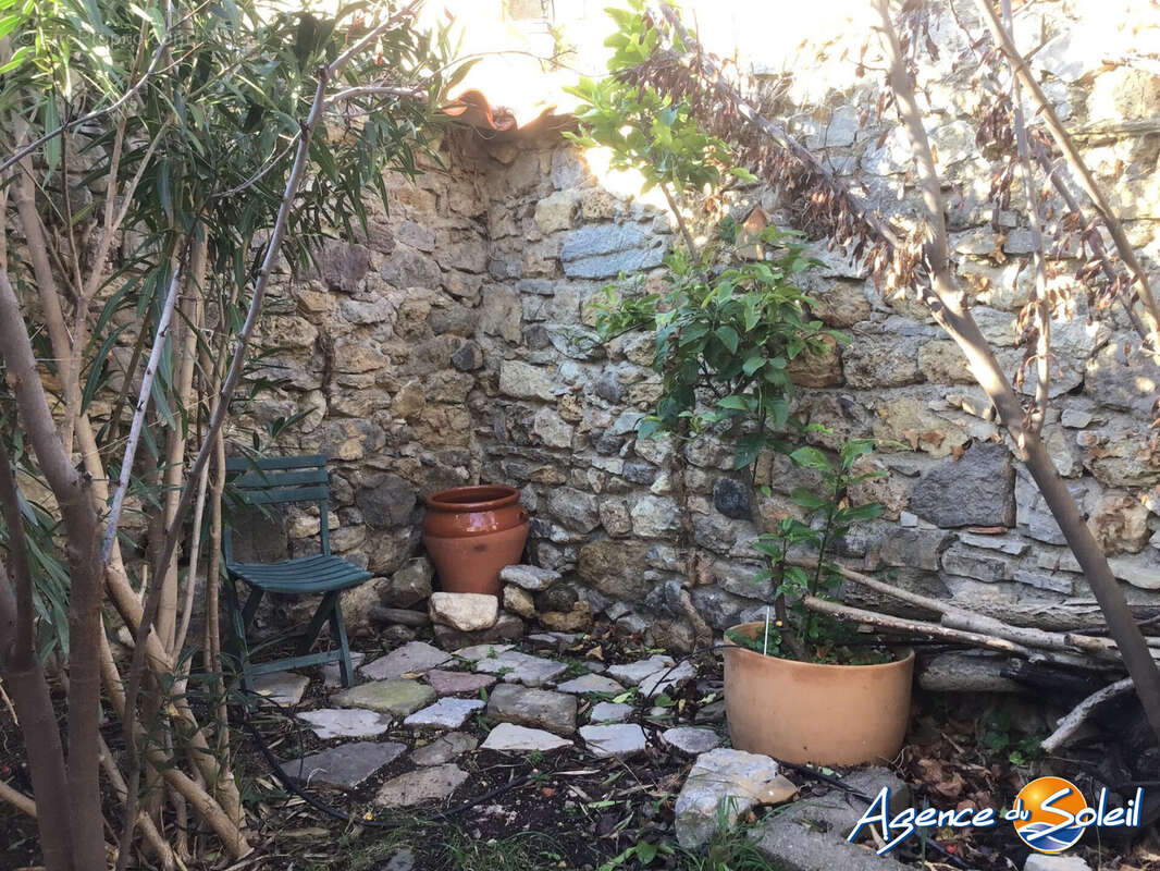 Maison à VILLESEQUE-DES-CORBIERES
