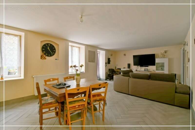 Maison à CHATEAUMEILLANT