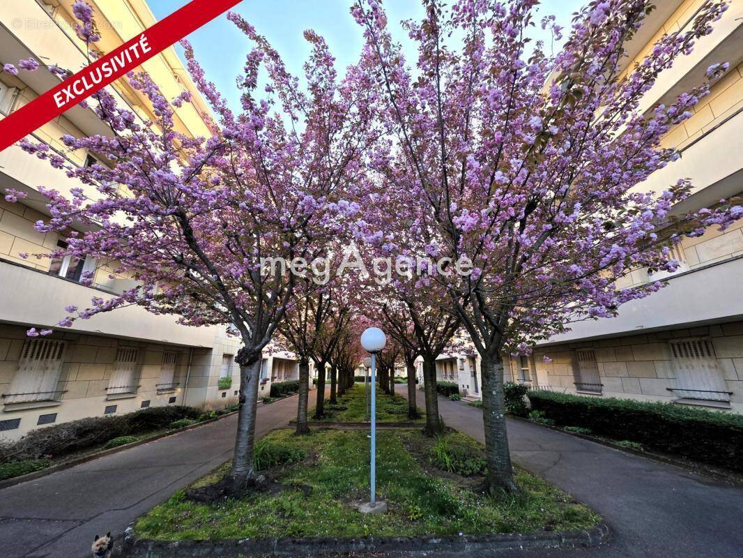 Appartement à LE PERREUX-SUR-MARNE