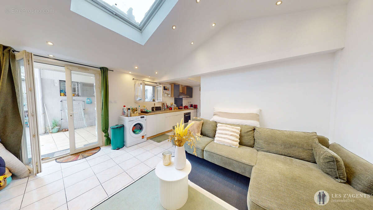 Appartement à SAINT-MARTIN-D'HERES
