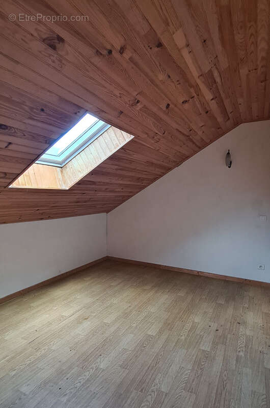 Appartement à SAINT-AGREVE