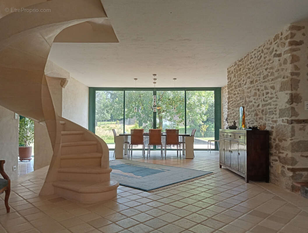 Maison à VENANSAULT