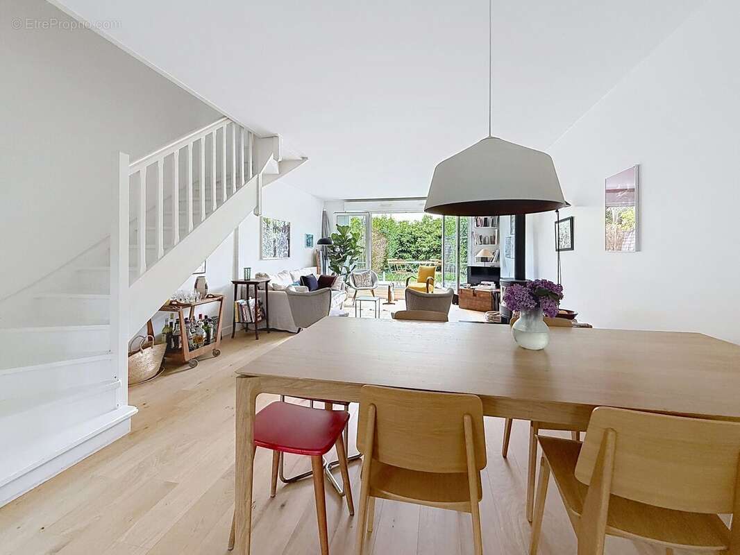 Appartement à GARCHES