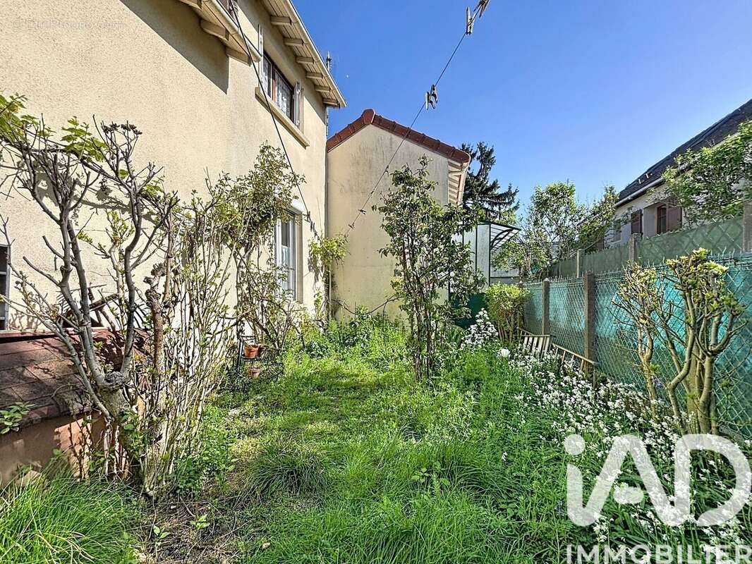 Maison 106 m² à Nanterre  - photo 3