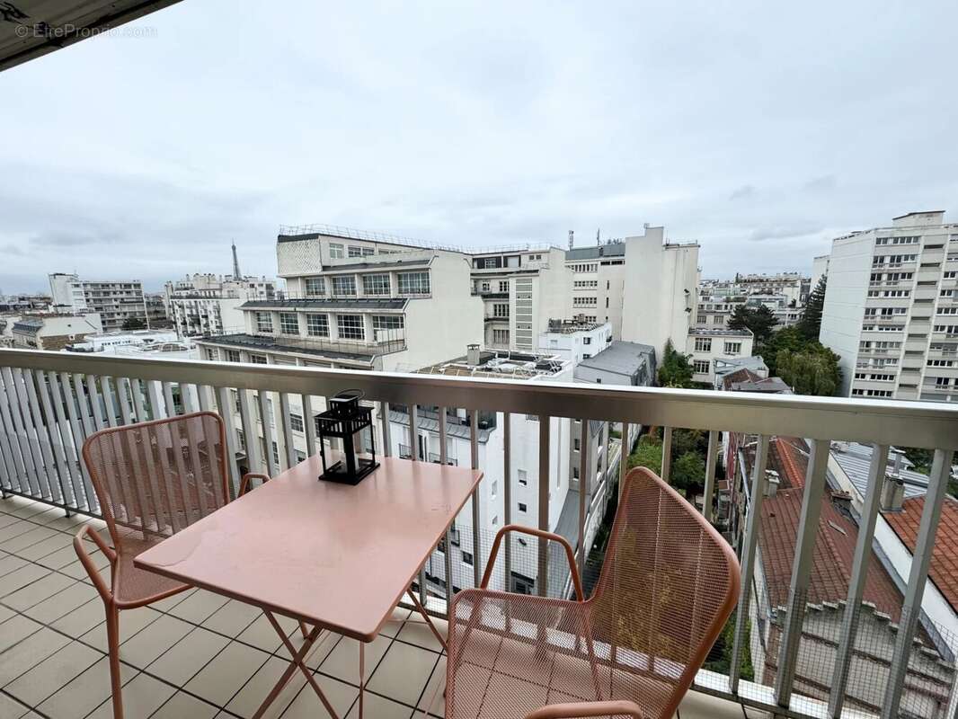 Appartement à PARIS-15E