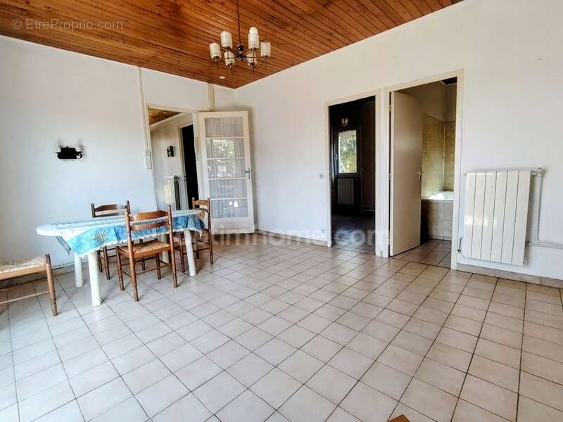 Maison à LA BASTIDONNE