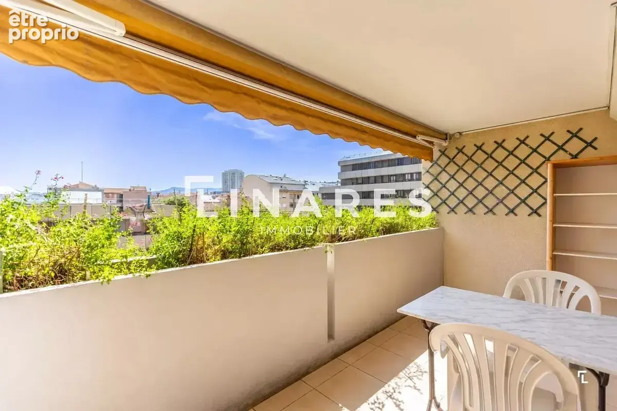Appartement à MARSEILLE-8E