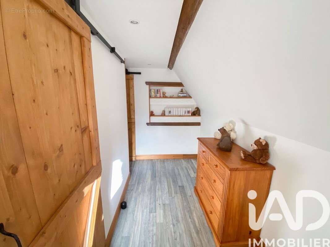 Maison 120 m² à Montreuil-Aux-Lions  - photo 9