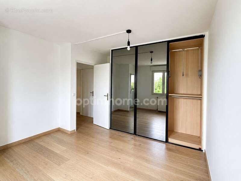 Chatou (78) - appartement 100m2 - 5 pieces - 2 chambres possibilite 3 - residence de standing la francilienne - lumineux - balco - photo 8