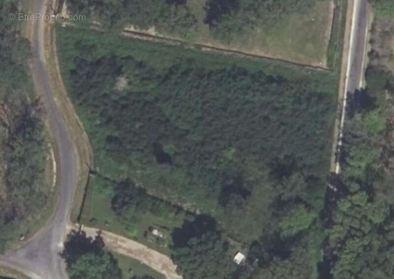 Terrain à ERVAUVILLE