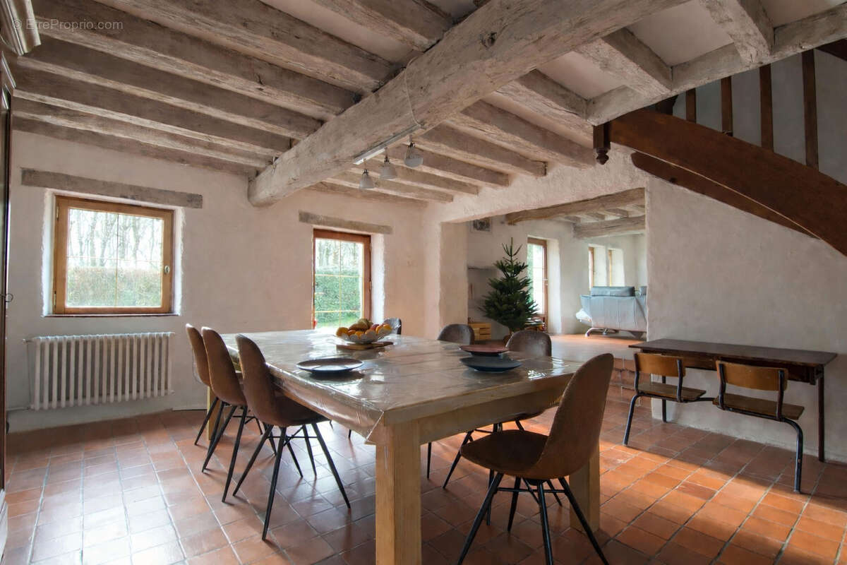 Maison à GRANDCHAMPS-DES-FONTAINES