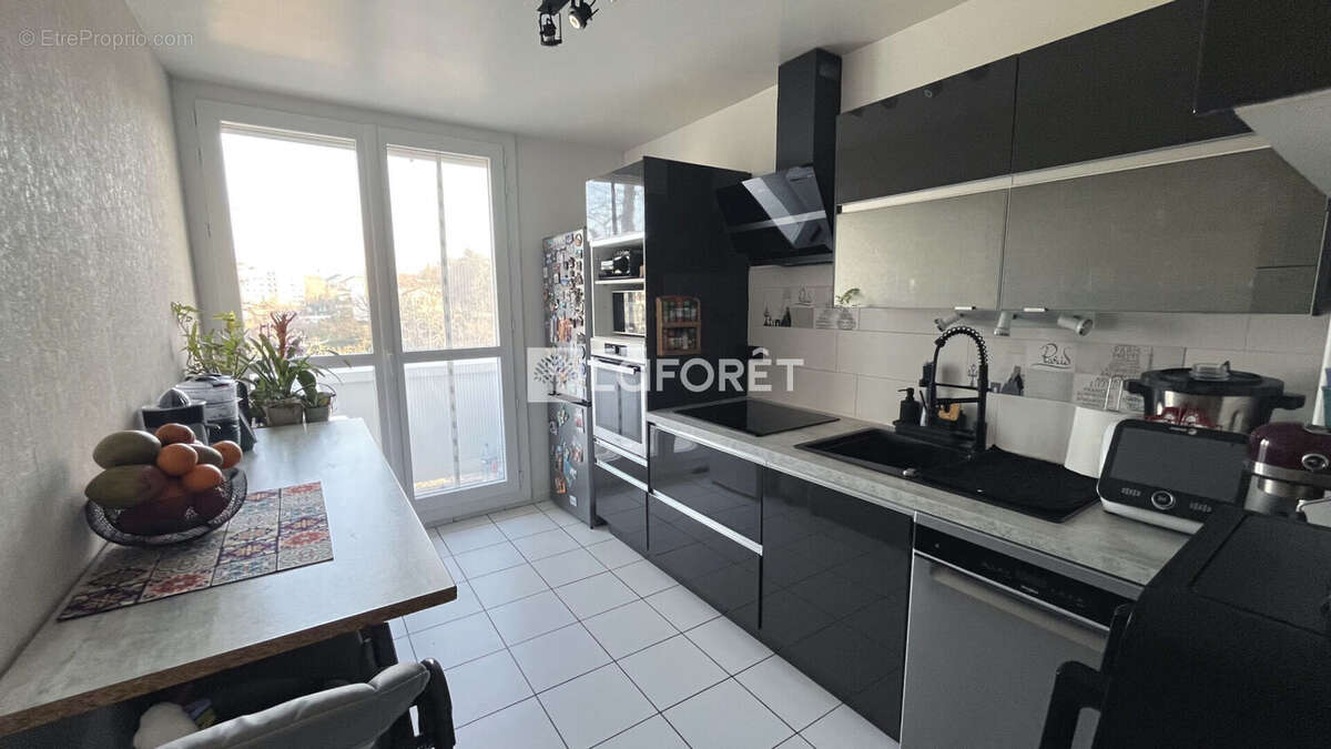 Appartement à LYON-5E