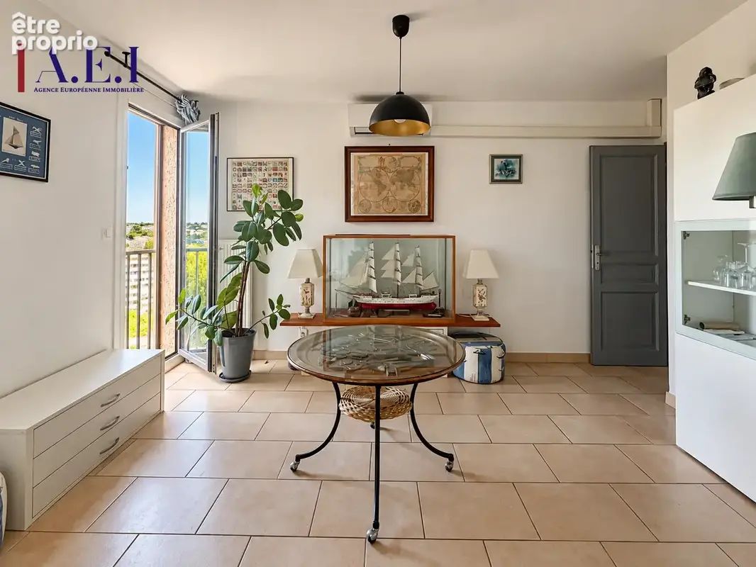 La Seyne sur mer - Limite Six-Fours - Appartement type 4 - photo 4