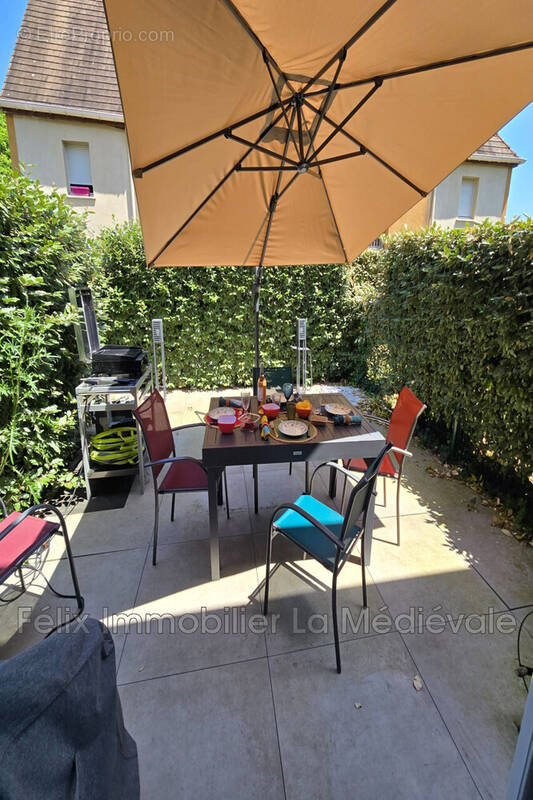 Maison 81 m² à Sarlat-La-Caneda  - photo 2