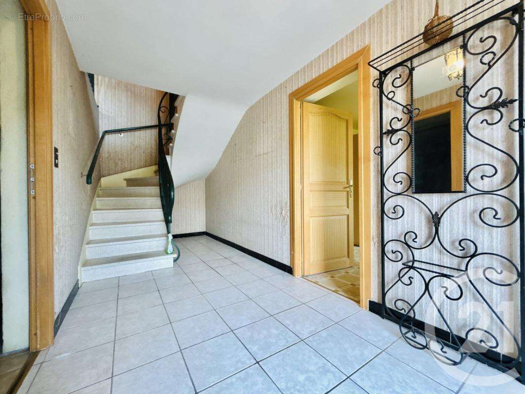 Maison à FEYTIAT