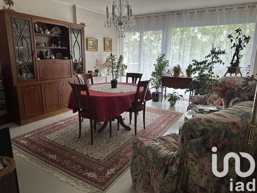 Photo 1 - Appartement à SAINT-MICHEL-SUR-ORGE