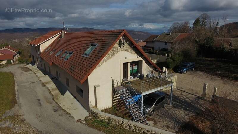 Dpt Ain (01), à vendre ORDONNAZ magnifique appartement T4 de 72 m² avec terrain privatif de 141 m² - photo 9