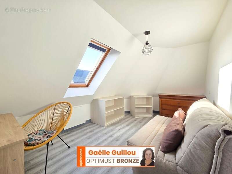 PLOUESCAT Centre : Appartement- meublé et équipé 2 chambres + Parking - photo 4