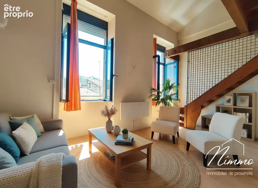 Exclusivite nimes pompidou jardin de la fontaine appartement t2 duplex special investisseur - photo 1