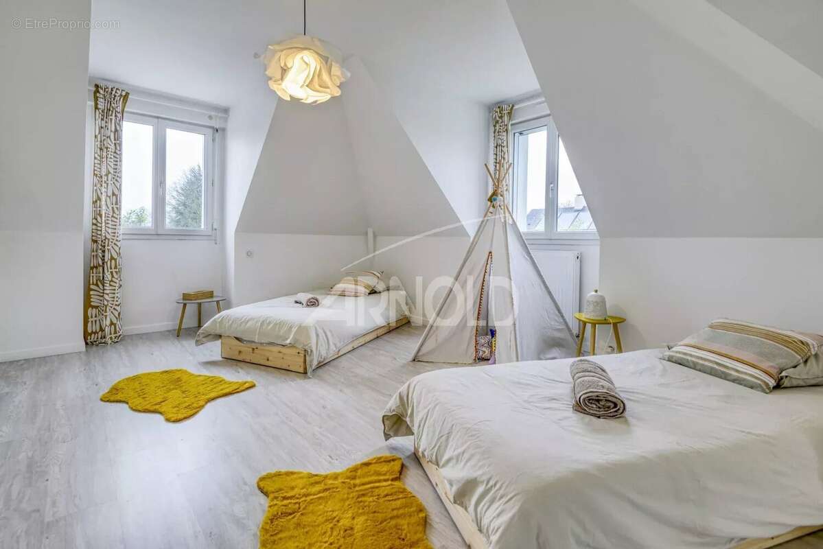 Maison à LA CHAPELLE-SUR-ERDRE