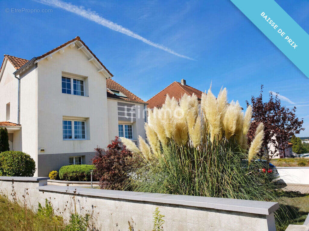 Maison 186,37 m2 T6/7 avec véranda - photo 2