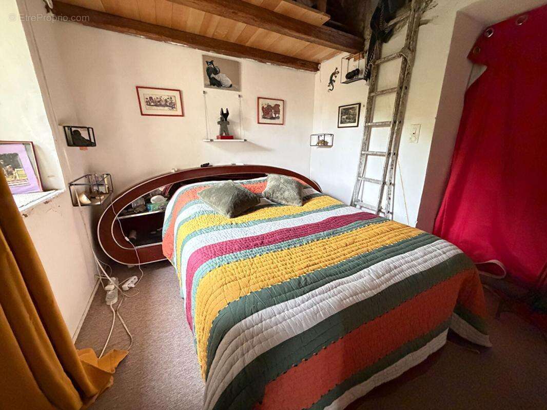 Maison à SAUVETERRE
