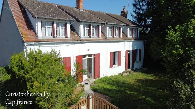 Maison à DIOU