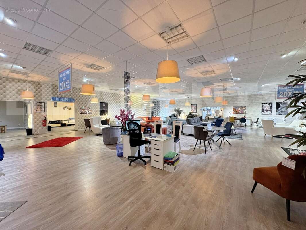 image00004_DxO - Commerce à COULOMMIERS