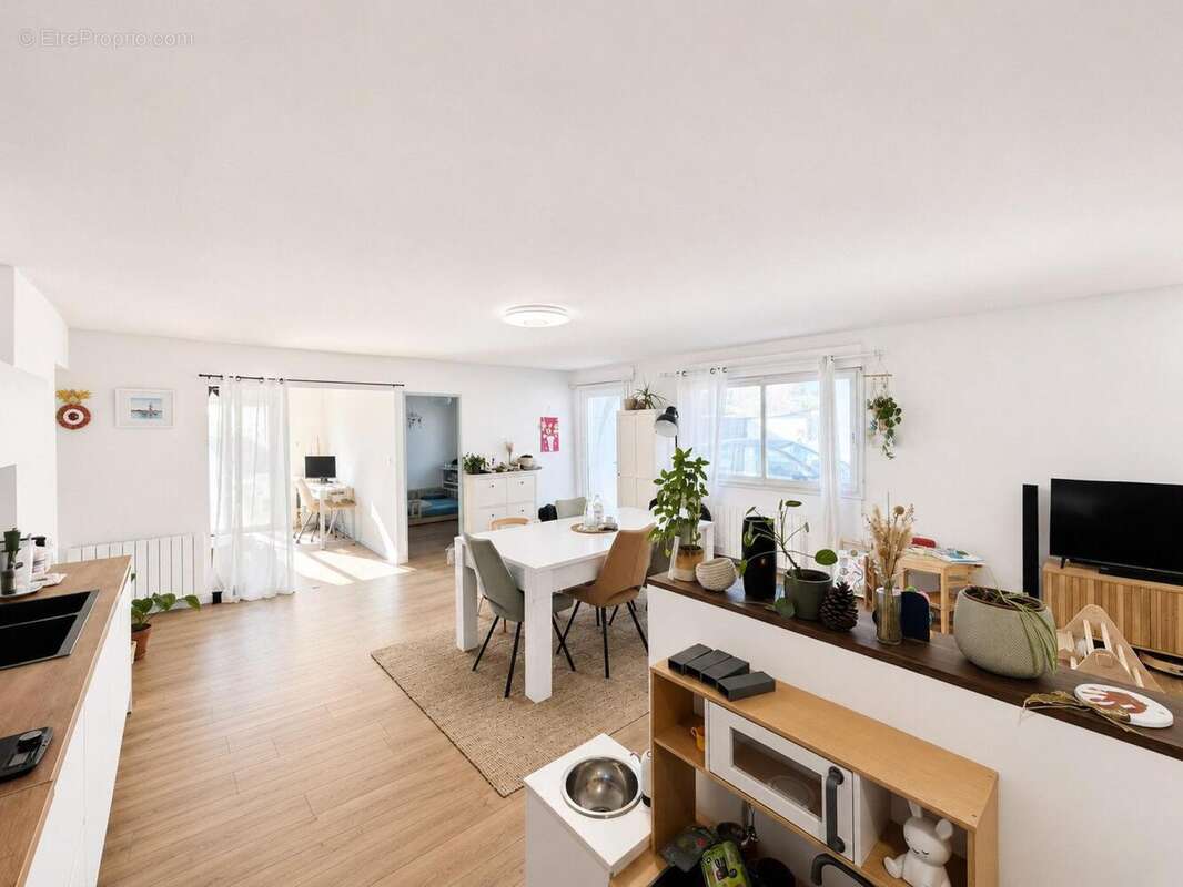 Photo 3 - Maison à MARTIGNAS-SUR-JALLE