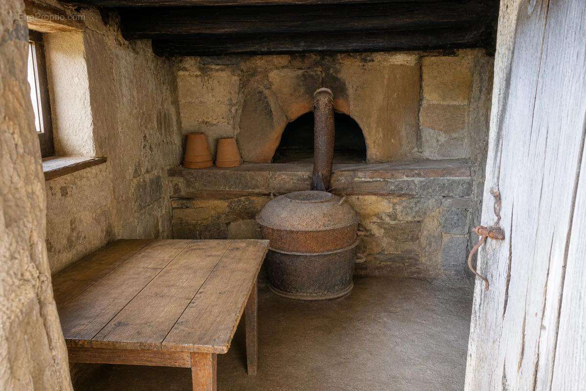Maison à SEGONZAC