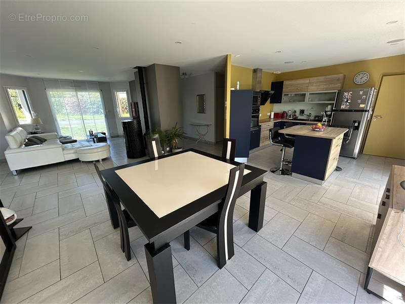 Maison à CHATEAU-GONTIER